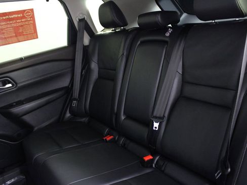 Certified 2023 Nissan Rogue SL w/ SL Premium Package image 21