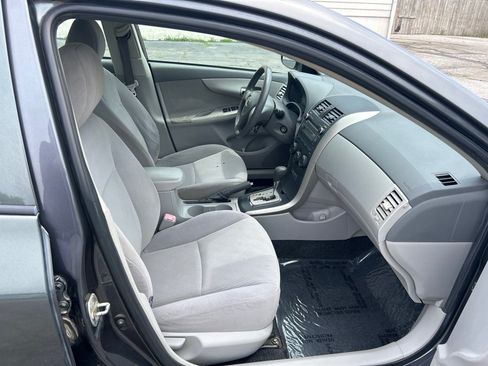 Used 2010 Toyota Corolla LE FWD image 12