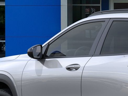 New 2026 Chevrolet Trax RS w/ Driver Confidence Package FWD image 36