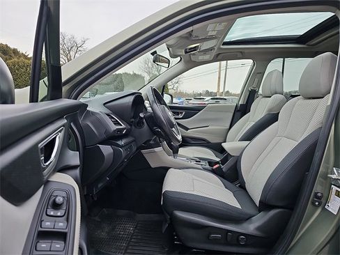 Used 2021 Subaru Forester Premium image 13