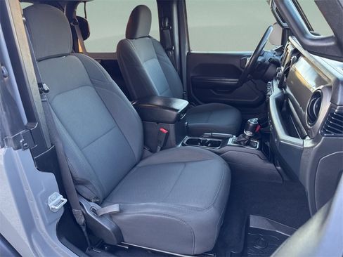 Used 2019 Jeep Wrangler Sport image 21