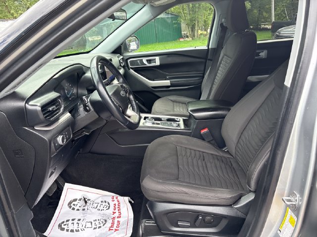 Used 2021 Ford Explorer XLT AWD/4WD image 8