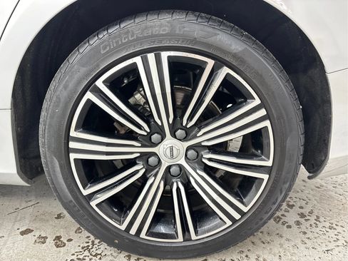 Used 2022 Volvo S60 B5 Inscription AWD/4WD image 30