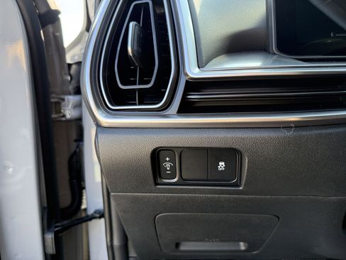 New 2025 Kia Sorento S w/ Panoramic Sunroof Package image 24