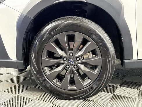 Used 2025 Subaru Outback Onyx Edition AWD/4WD image 32