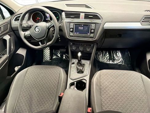 Used 2020 Volkswagen Tiguan S image 12