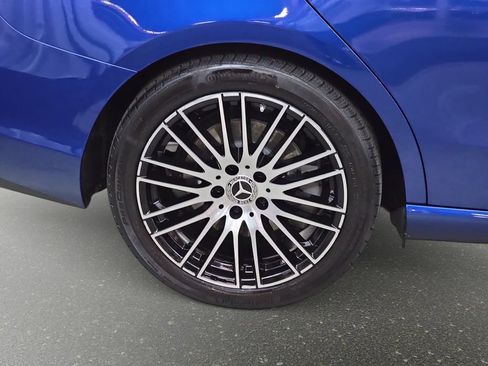 Used 2023 Mercedes-Benz C 300 4MATIC Sedan image 34