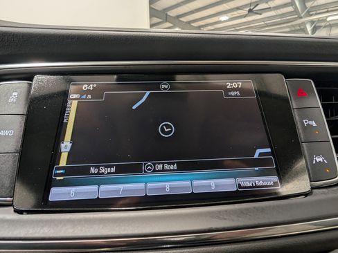 Used 2019 Buick Enclave Premium AWD/4WD image 26