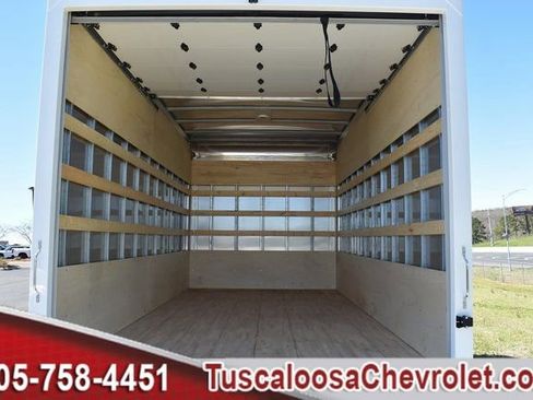 New 2025 Chevrolet Low Cab Forward image 8