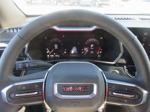 New 2026 GMC Canyon Elevation w/ Convenience Package image 15