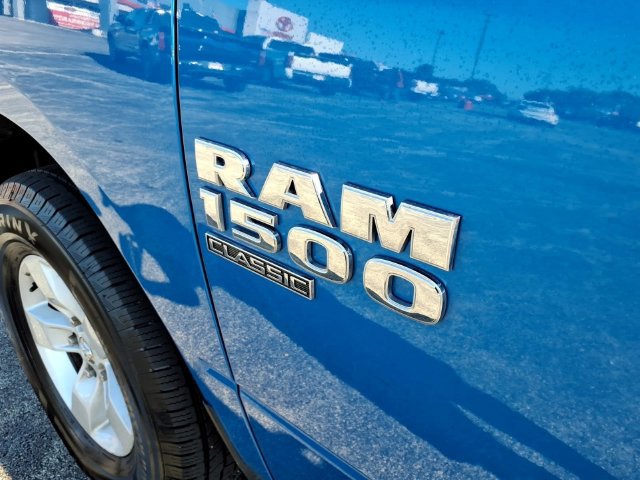 Used 2024 RAM 1500 Classic SLT AWD/4WD image 9