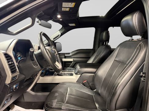 Used 2019 Ford F150 Lariat w/ Equipment Group 502A Luxury AWD/4WD image 14