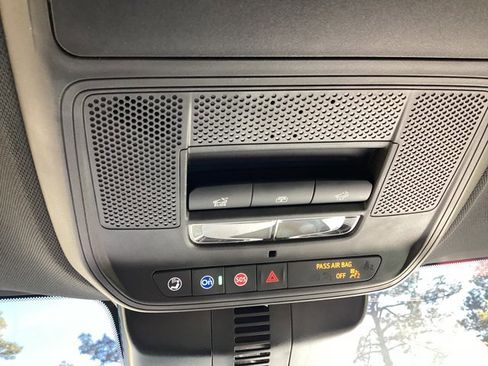 New 2026 Chevrolet Traverse Z71 w/ Driver Confidence Package image 24