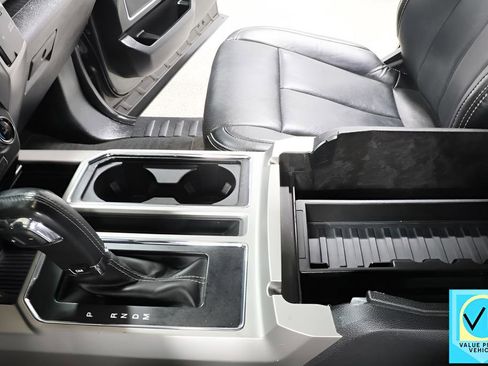 Used 2018 Ford F150 Lariat w/ Equipment Group 502A Luxury image 21