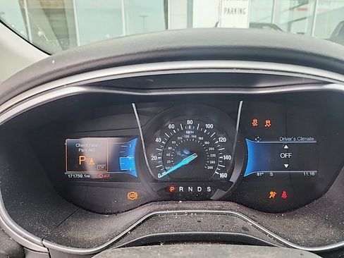 Used 2015 Ford Fusion SE FWD image 11