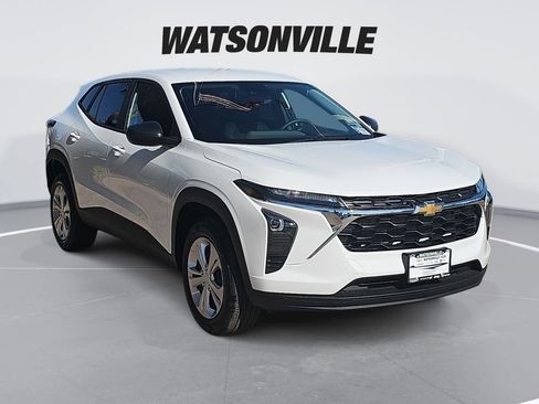 New 2026 Chevrolet Trax LS w/ Driver Confidence Package FWD image 1