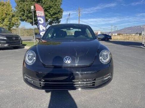 Used 2013 Volkswagen Beetle Turbo image 9