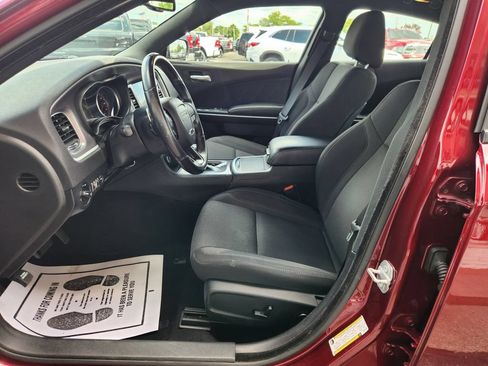 Used 2019 Dodge Charger SXT AWD/4WD image 21