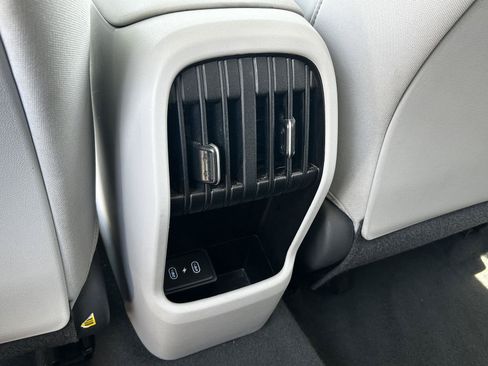 Used 2024 Hyundai Kona SEL FWD image 22
