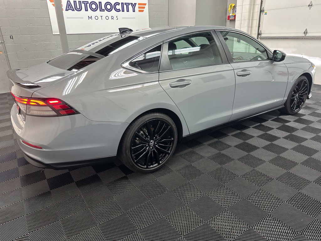 Used 2024 Honda Accord Sport image 10