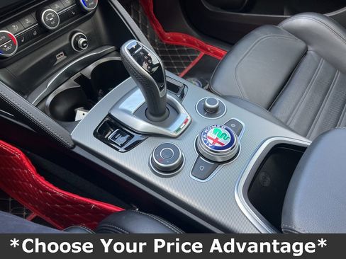 Used 2022 Alfa Romeo Stelvio Veloce image 71