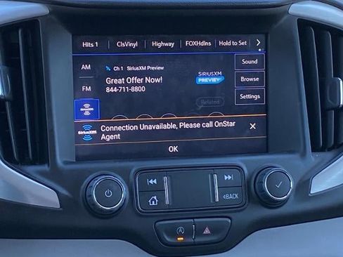 Used 2022 GMC Terrain SLT w/ Tech Package AWD/4WD image 8