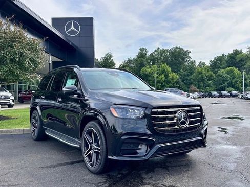 New 2026 Mercedes-Benz GLS 450 4MATIC image 1