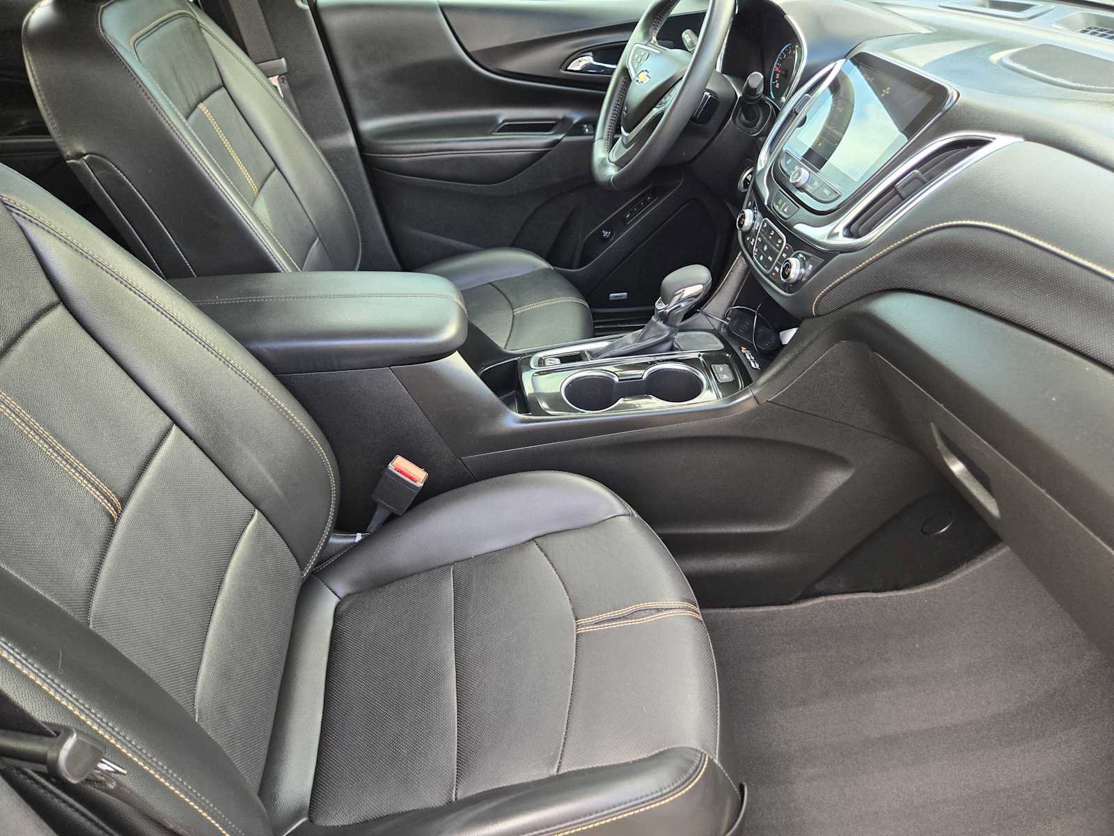 Used 2022 Chevrolet Equinox Premier FWD image 14
