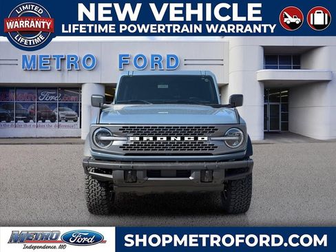 New 2025 Ford Bronco Badlands image 10