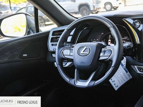New 2026 Lexus RX 450h AWD image 18