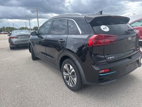 Used 2020 Kia Niro EX Premium FWD image 7