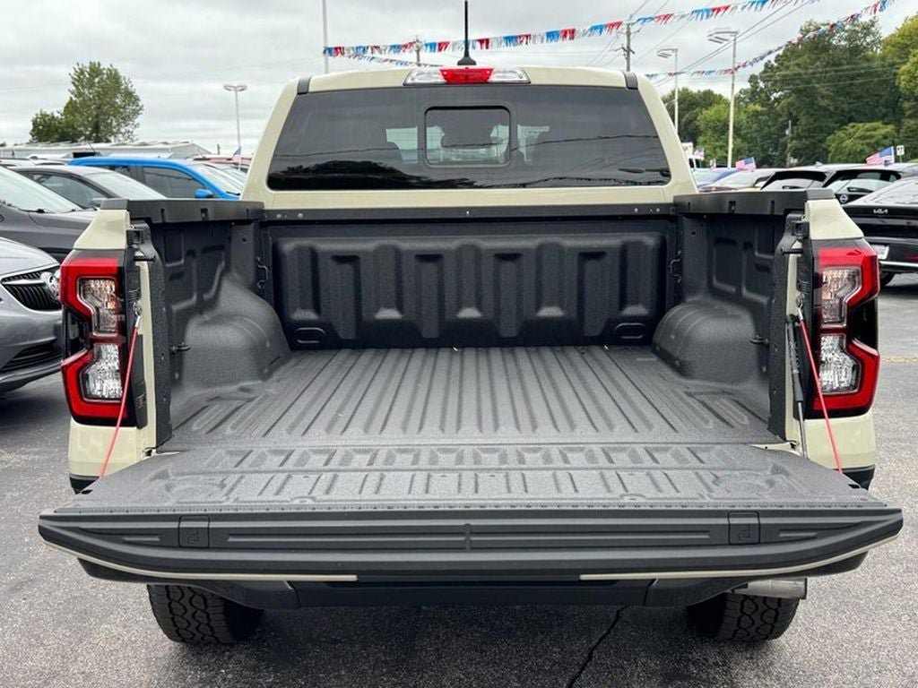Used 2025 Ford Ranger Lariat w/ FX4 Off-Road Package AWD/4WD image 5