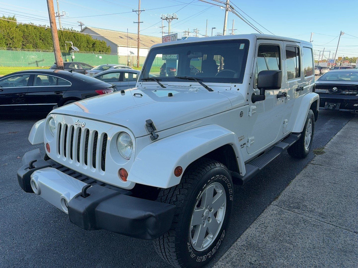 Used 2012 Jeep Wrangler Unlimited Sahara w/ Connectivity Group AWD/4WD image 4