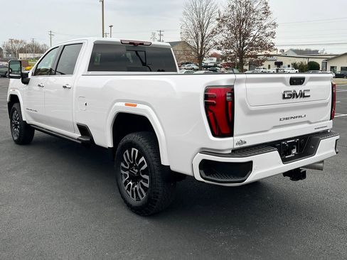 Used 2024 GMC Sierra 2500 Denali Ultimate w/ Max Trailering Package image 15