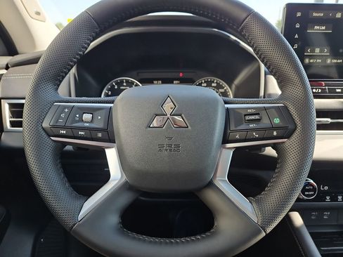 New 2025 Mitsubishi Outlander Trail Edition image 28
