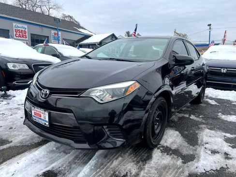 Used 2016 Toyota Corolla LE image 5