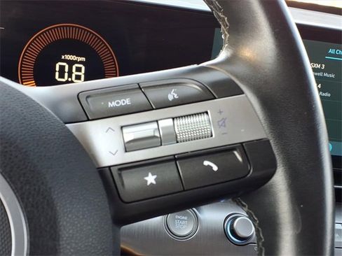 Used 2024 Hyundai Kona SEL image 21