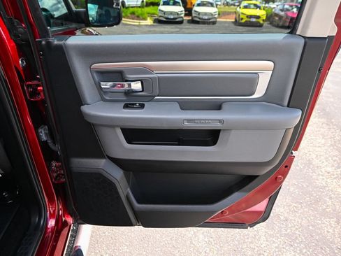 Used 2017 RAM 1500 Big Horn AWD/4WD image 29