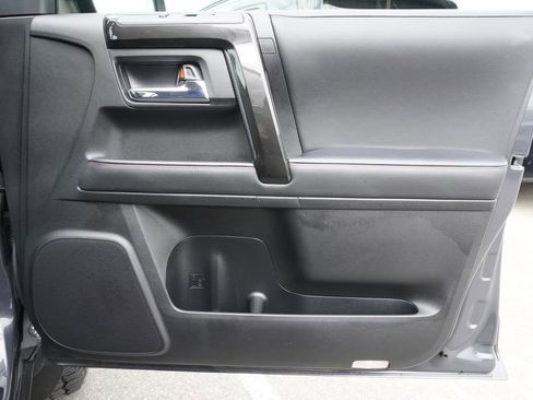 Used 2024 Toyota 4Runner TRD Off-Road Premium AWD/4WD image 21