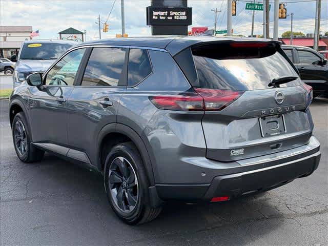 Used 2026 Nissan Rogue SV FWD image 7