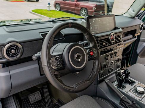 Used 2025 INEOS Grenadier AWD/4WD image 16