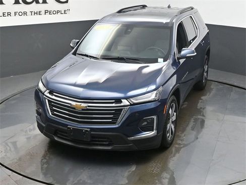 Used 2023 Chevrolet Traverse LT w/ LT Premium Package image 46