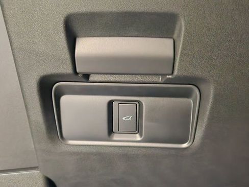 Used 2026 Land Rover Range Rover Evoque S AWD/4WD image 21