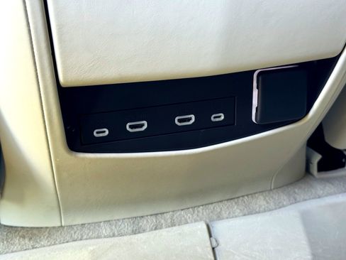 Used 2023 Cadillac Escalade Sport Platinum w/ Heavy-Duty Trailer Package image 24