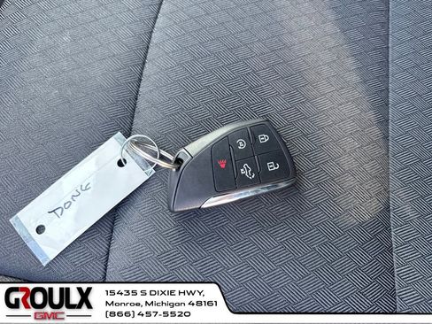 Used 2022 GMC Sierra 1500 Elevation image 29