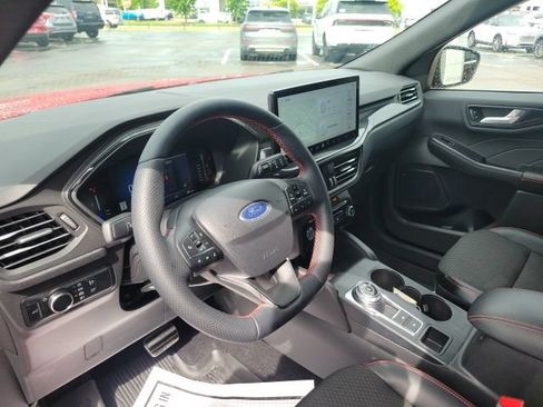 Used 2024 Ford Escape ST-Line w/ Tech Pack #1 AWD/4WD image 27