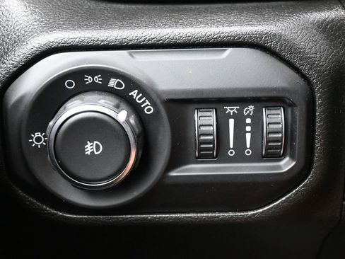 Used 2021 Jeep Wrangler Unlimited Sport AWD/4WD image 50