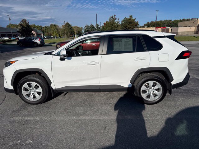 Used 2021 Toyota RAV4 LE AWD/4WD image 13