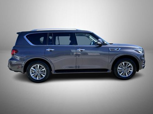 Used 2024 INFINITI QX80 Luxe AWD/4WD image 4