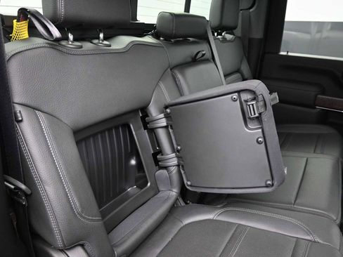 Used 2022 GMC Sierra 3500 Denali w/ Denali Ultimate Package image 27